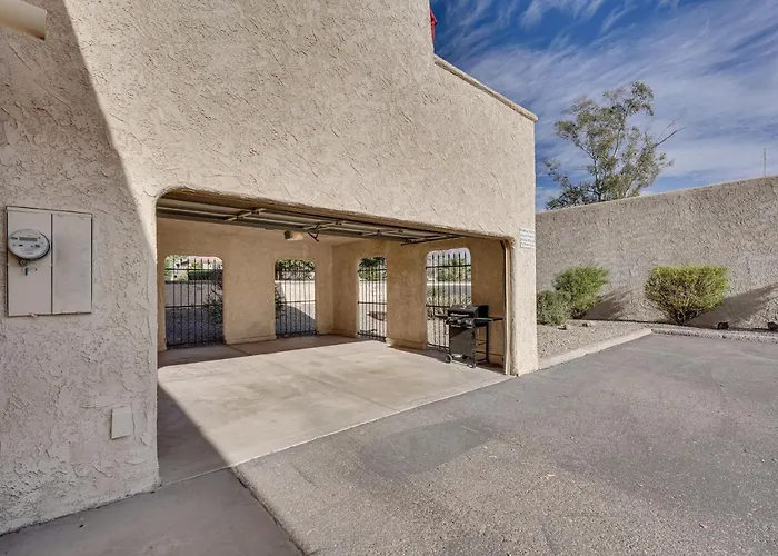 1 Mi To Boat Ramp: Havasu W/ Patio Ferienhaus